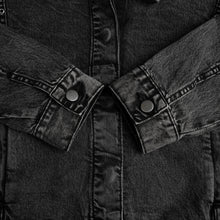 Charger l&#39;image dans la galerie, UNISEX - John - Veste en jean vintage (noir)
